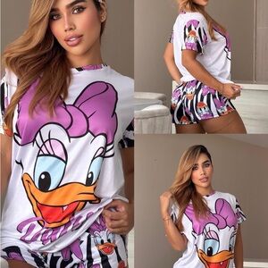 Daisy Duck Graphic Tee and Shorts Set